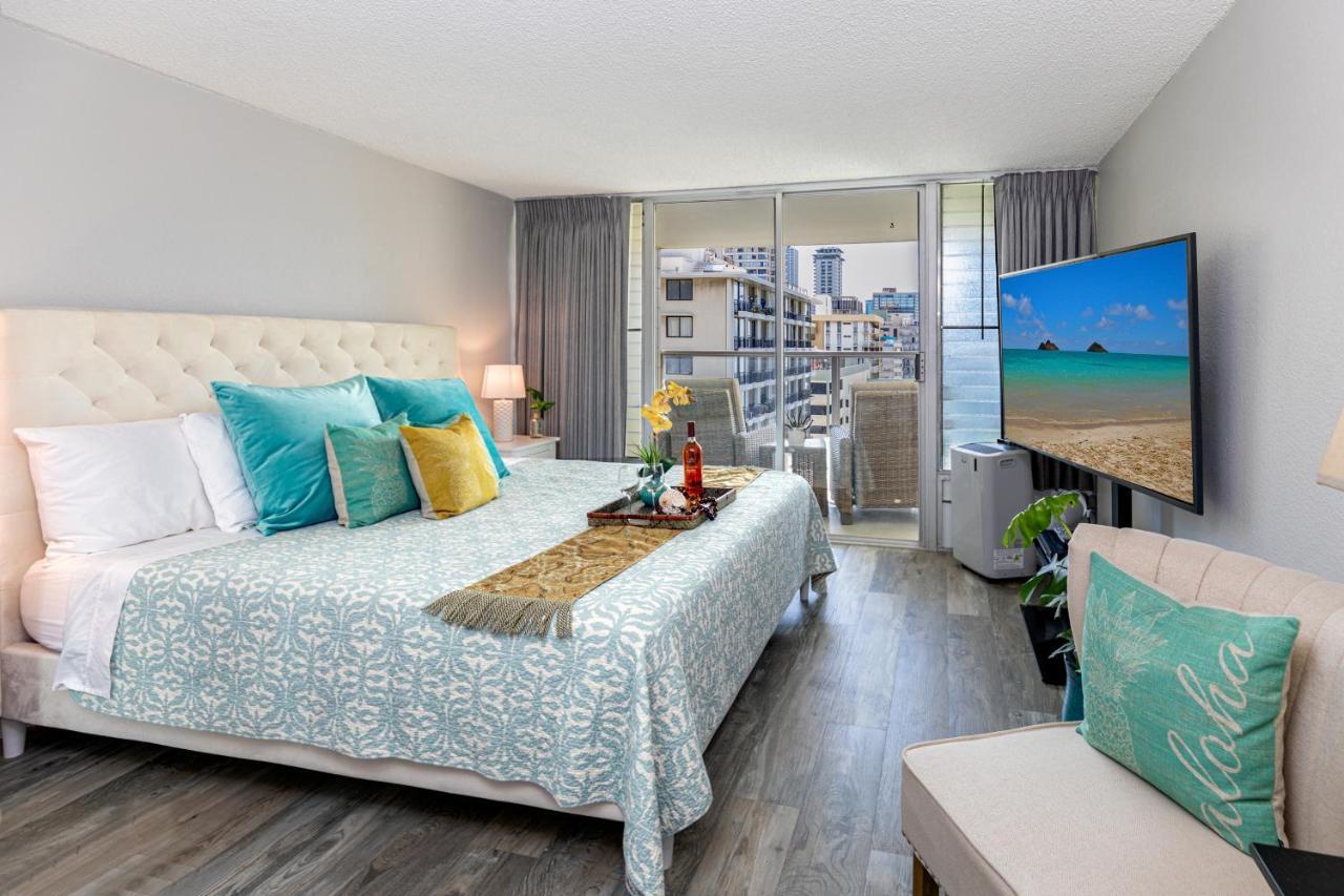 Beautifully Upgraded Studio Close To Waikiki Beach Lägenhet Honolulu Exteriör bild